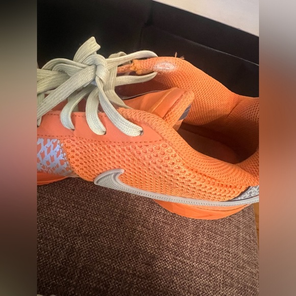 THE MISMATCHED NIKE JA 1 “BRIGHT MANDARIN/VAPOR GREEN Size 12 - Picture 3 of 7